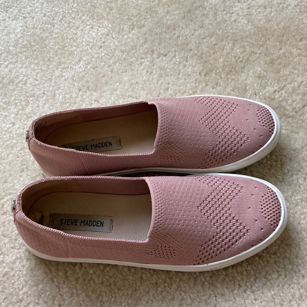 steve madden slip on sneakers